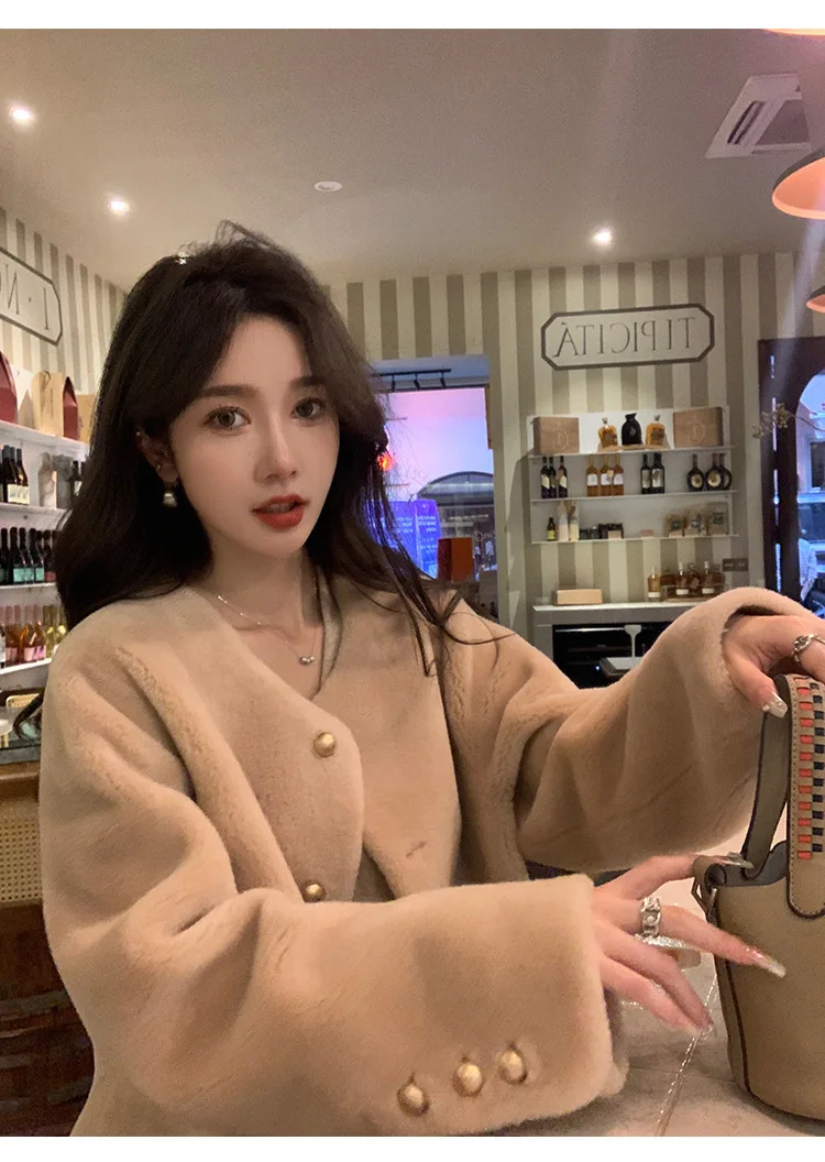 Осень/зима 2023 новое женское короткое пальто из овечьей шерсти зернистого меха