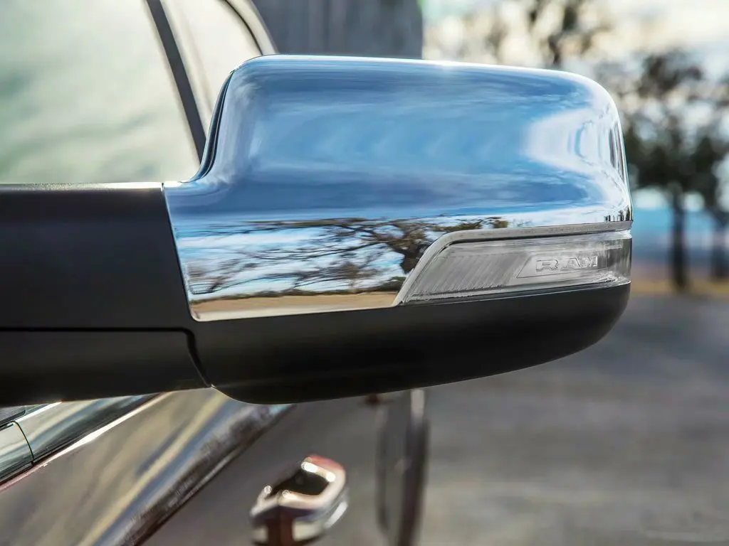 

Накладки на зеркало заднего вида для Dodge RAM 2019 2020