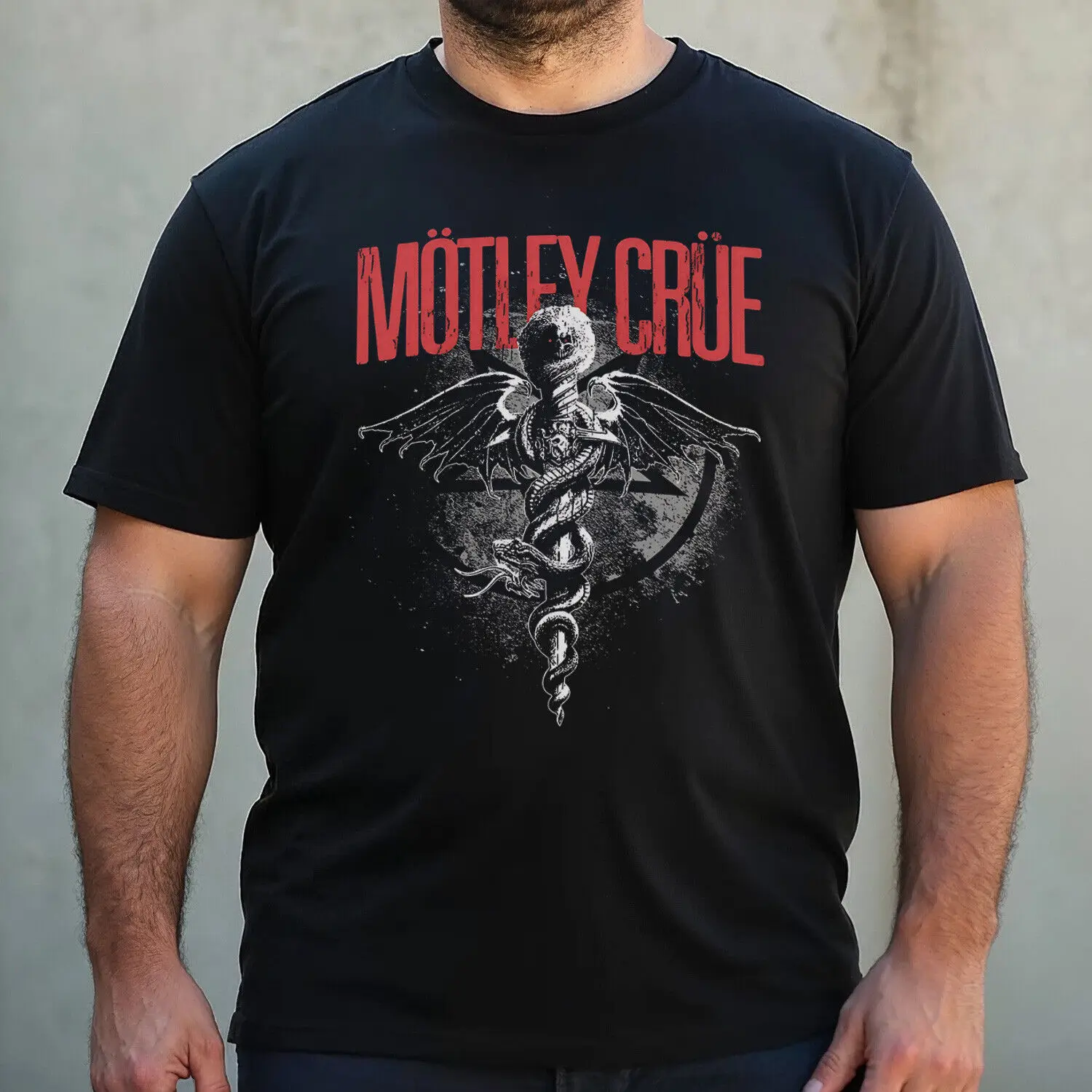 Футболка с рисунком Mötley Crüe Winged Skull — мужская и женская футболка