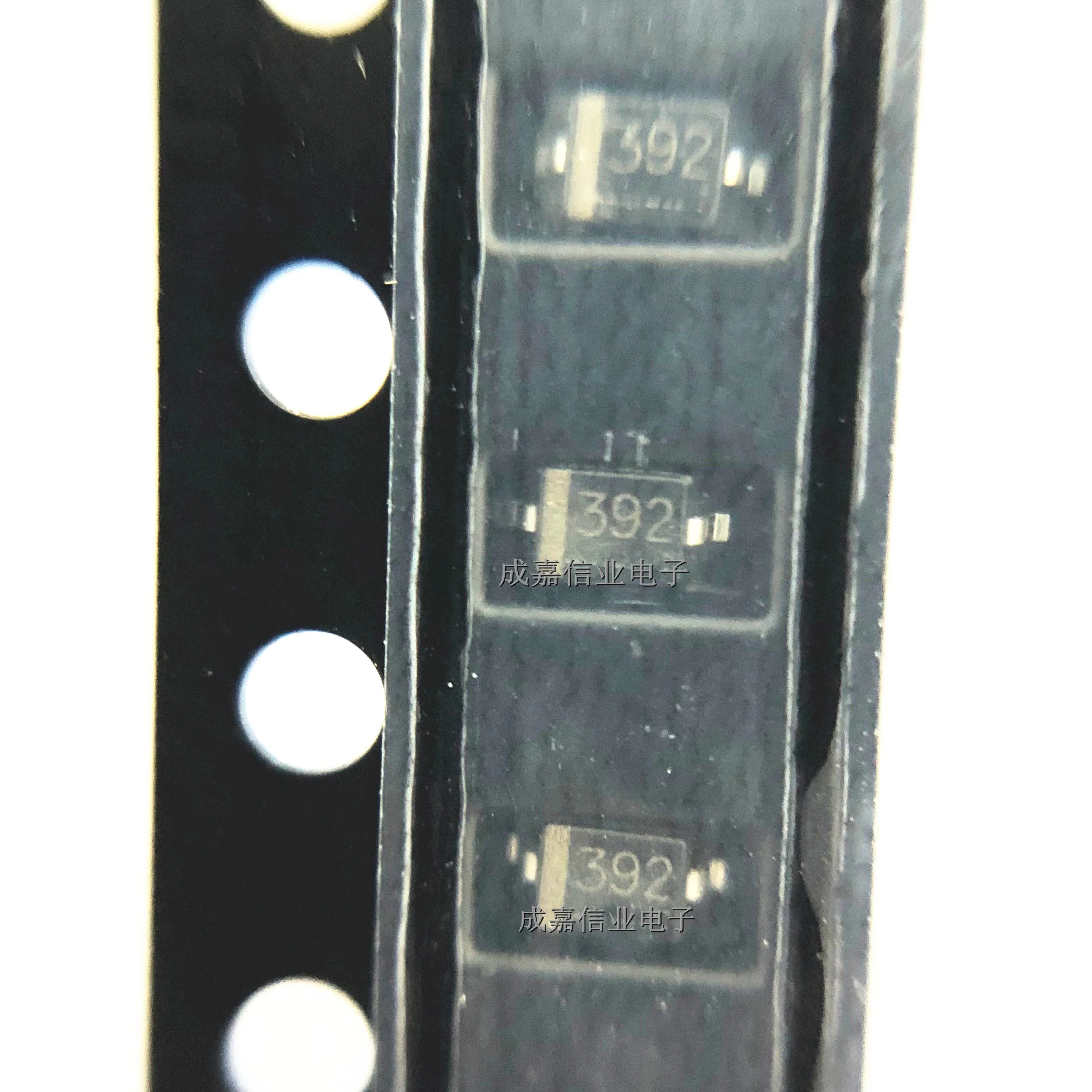 100 шт./партия, зеркальный диод 323 RD3.9S, 392 в, 3,9, 5% Ом, 200 МВт, 2 контакта