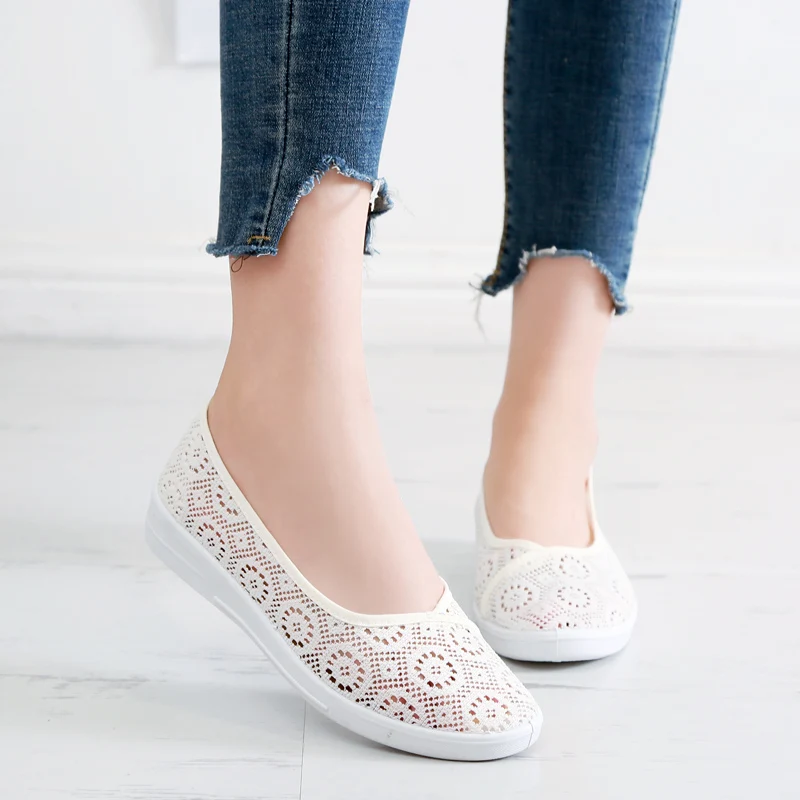 

Summer Casual Flats Shoes Woman Hollow Outs Breathable White Lace Work Shoes Fisherman's Shoes Flat Bottom Cloth Shoe Loafers