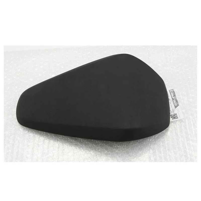Фото Для мотоциклов CF 675SR, 675SR-R, 675NK, CF650-10: задняя подушка сиденья, мягкая сумка-подушка, оригинальные аксессуары №4