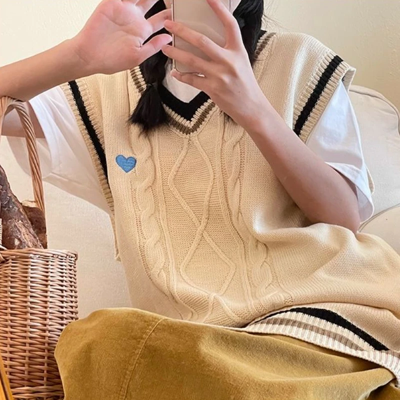 Свитер-жилеты для женщин любят винтажные студенческие повседневные Harajuku с