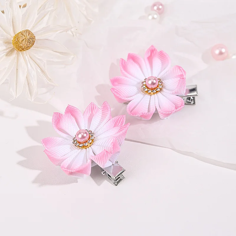 

Заколки для волос с цветами и жемчугом, 2 шт.