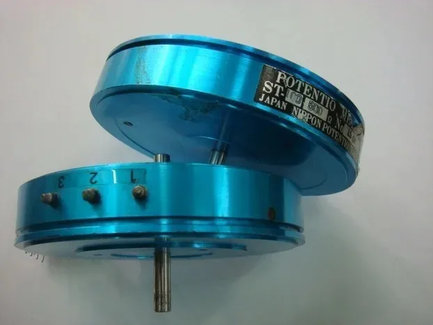 ST-100500 евро импортный проводящий пластиковый потенциометр датчик угла