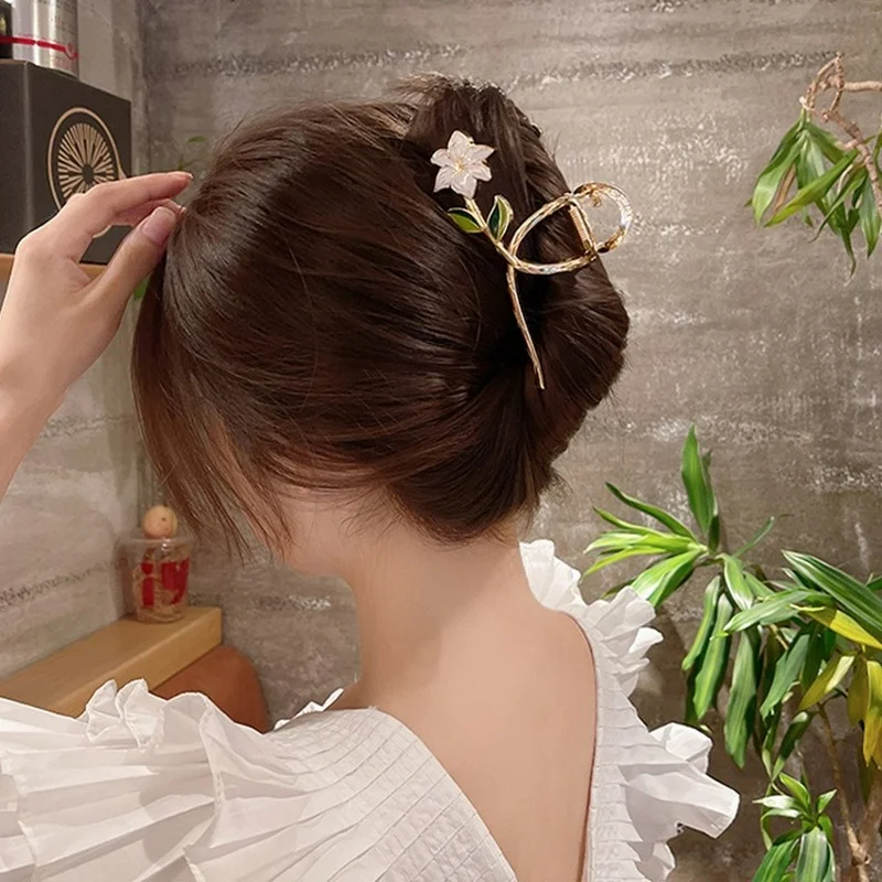 

Flower catch clip female summer back head metal shark clip Hanfu ancient style grab clip hairpin headdress large