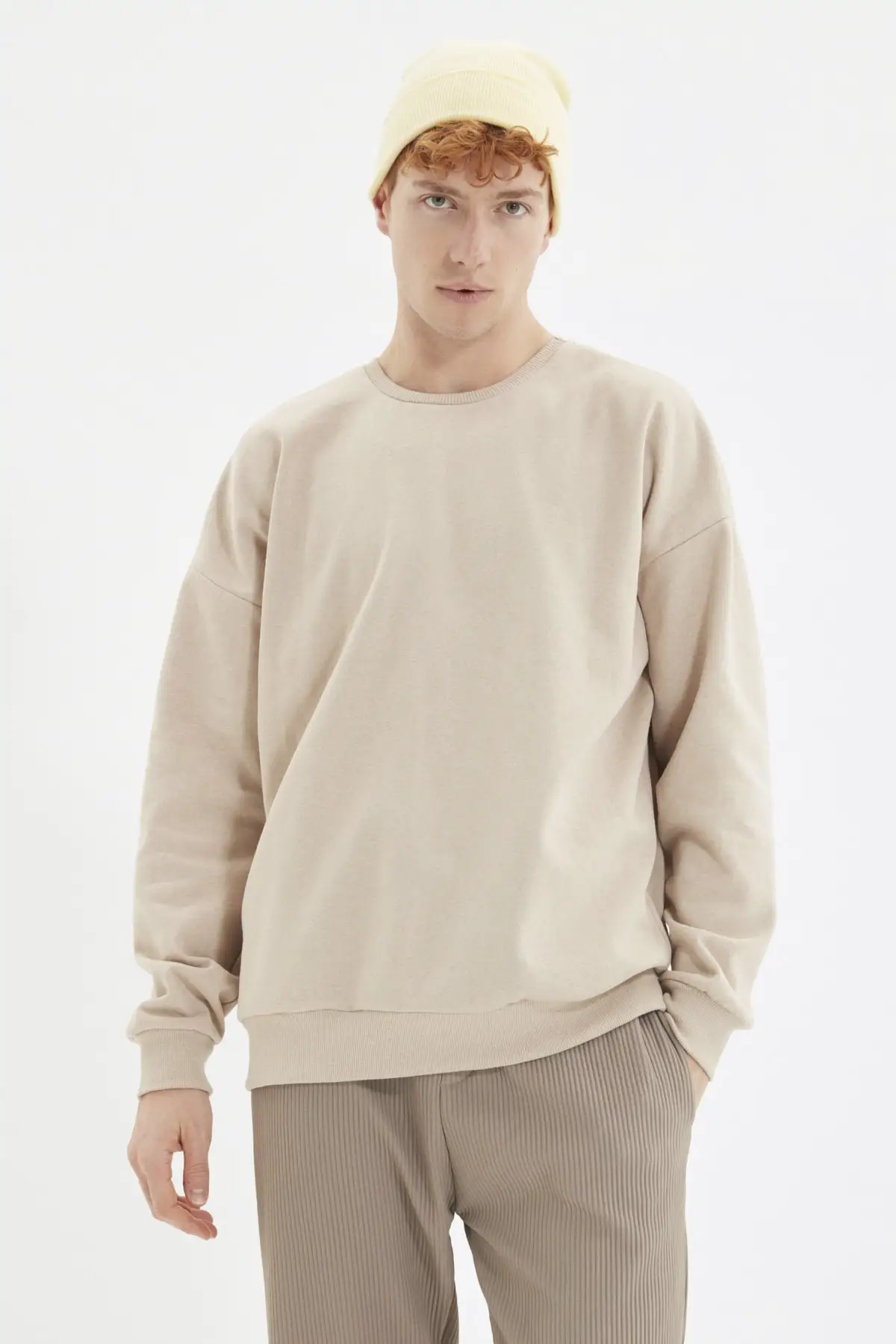 

Trendyol Male Printed Oversize Fit Sweatshirt TMNAW22SW0804