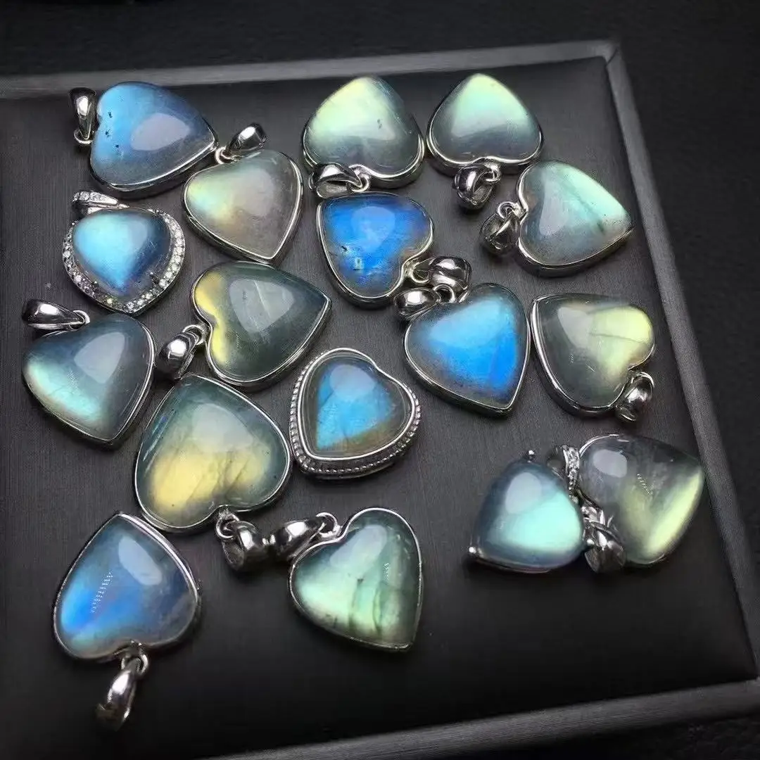 Цельный кулон в форме сердца из серебра 925 пробы с инкрустацией натурального