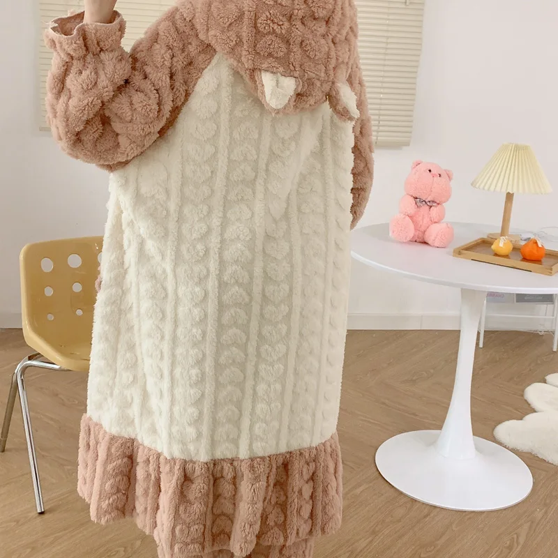FUNISHI Winter Pajamas Flannel Nightdress Hooded Loose Version Inspissate Plush XXL пижама женская Women's pajamas Pajama Set