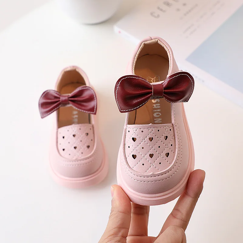 Рисунок 5 - Женские туфли с бантом Love