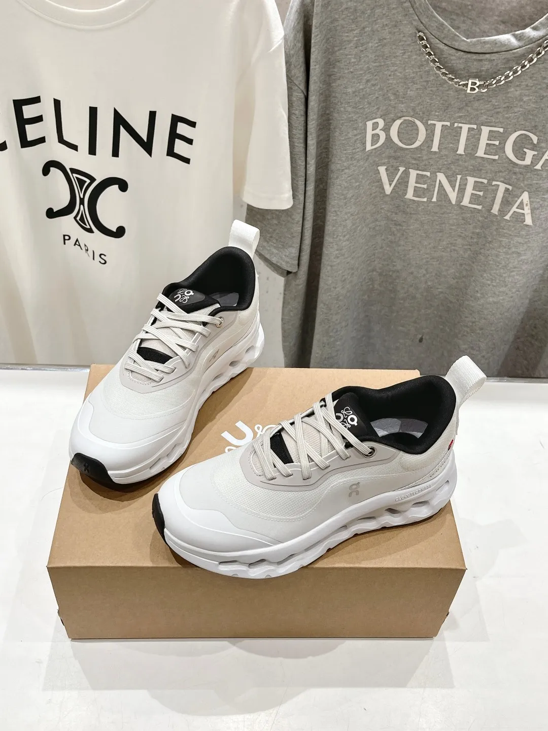 Кроссовки LOEWE Повседневная обувь дышащий Износостойкий Сейсмостойкий кроссовки