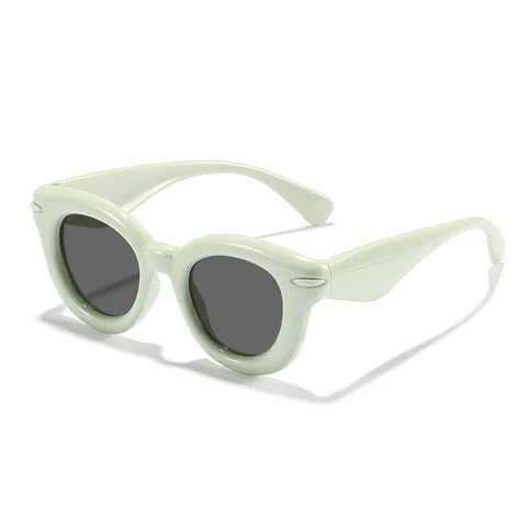 Овальные солнцезащитные очки для девочек