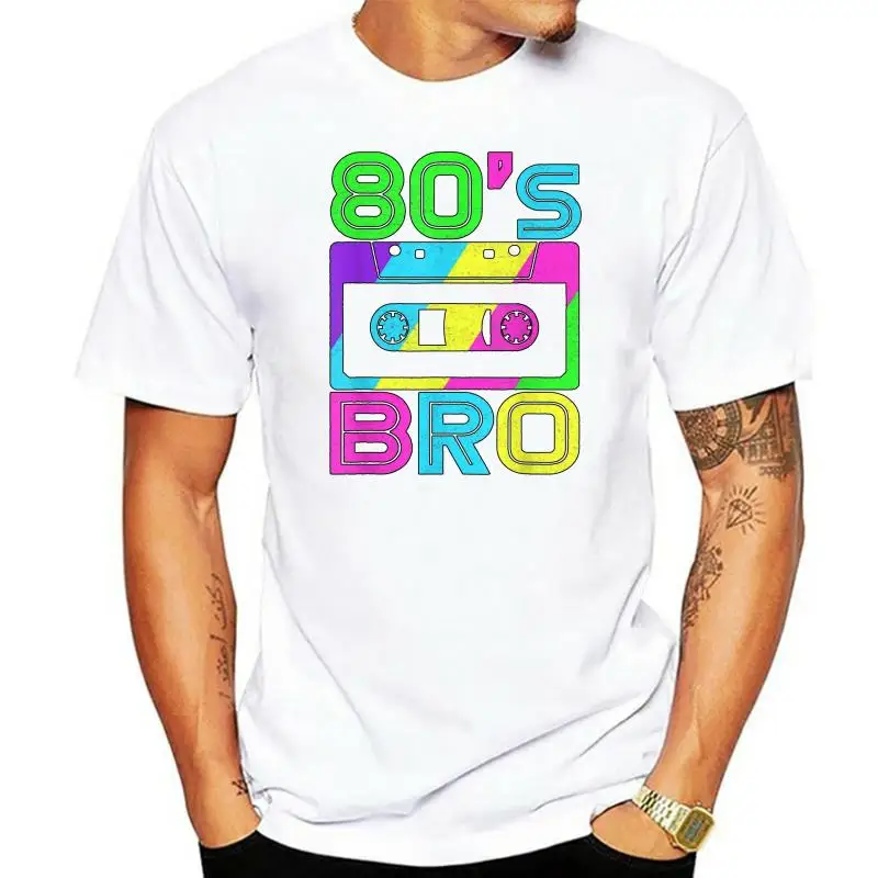 

Это моя футболка 80-х годов, модель 90-х годов, футболка для молодежи, среднего возраста