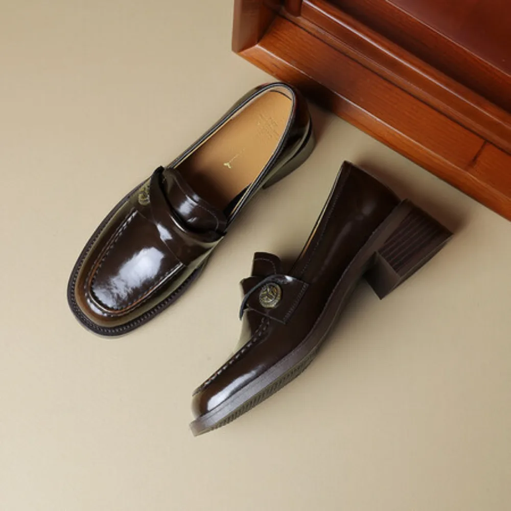 Женские маленькие кожаные весенне-осенние весенние и осенние лоферы на толстом