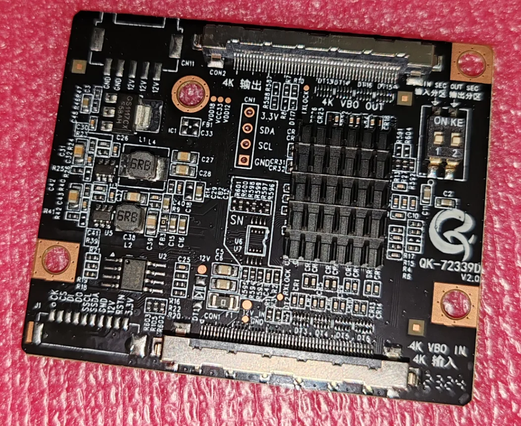 QK-72339D поддерживает модификацию разделений 4K LCD TV и не доступ к экрану