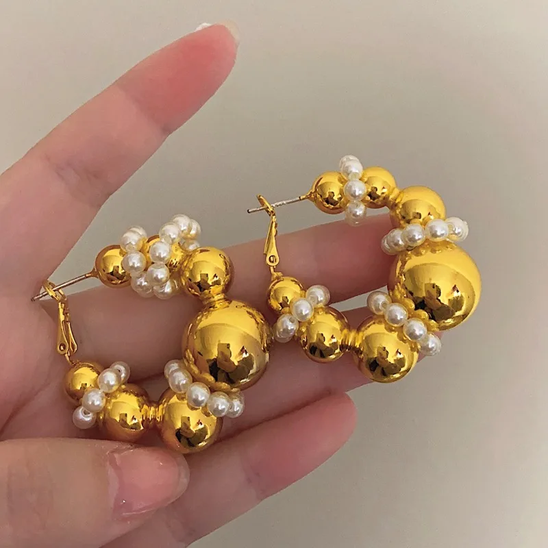 

YANGLIUJIA Round Shape Metal Pearl Earrings European And American Style Personality, Fashion Earrings Ms Girl Travel Accessories