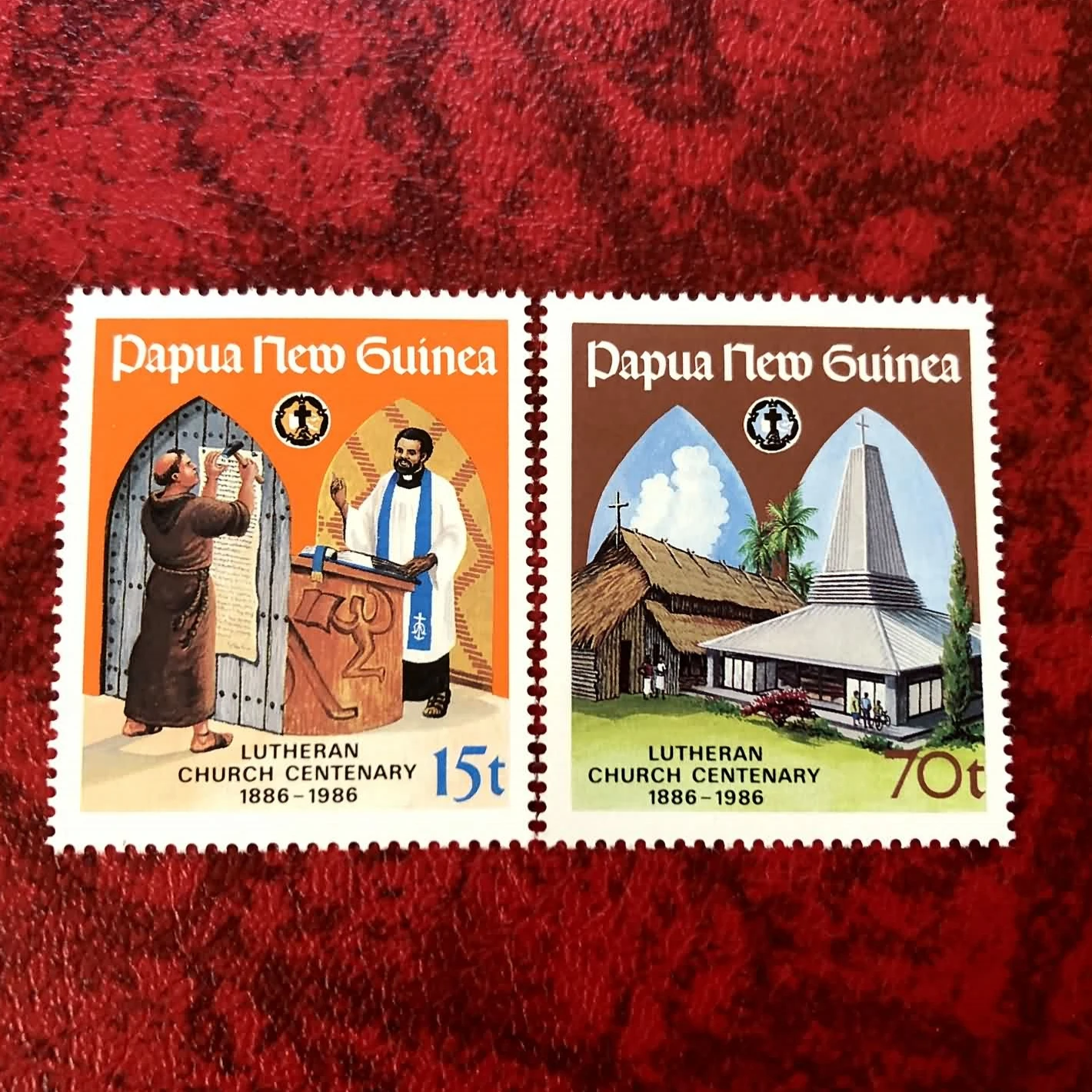 

2Pcs/Set New Papua New Guinea Post Stamp 1986 Church Architecture Postage Stamps MNH