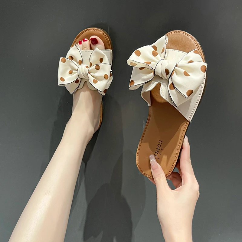 

2022 Vrouwen Slippers Casual Fashion Home Outdoor Platte Bodem Comfortabele Boog Decoratie Antislip Sandalen Vrouwen slippers