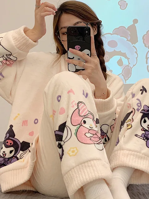 Kawaii Sanrio Flannel Pijamas 3