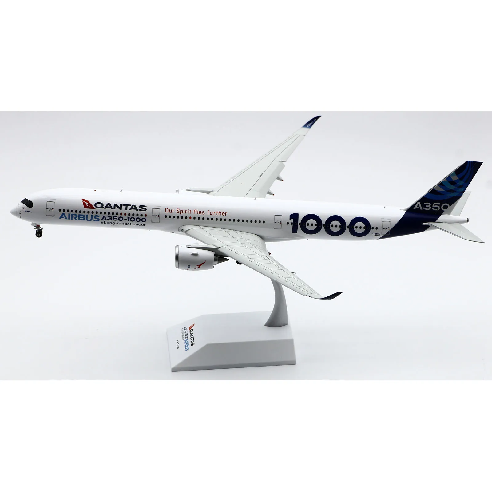 Коллекционный самолет из сплава XX20310A подарок фотосессия 1:200 модель летательного