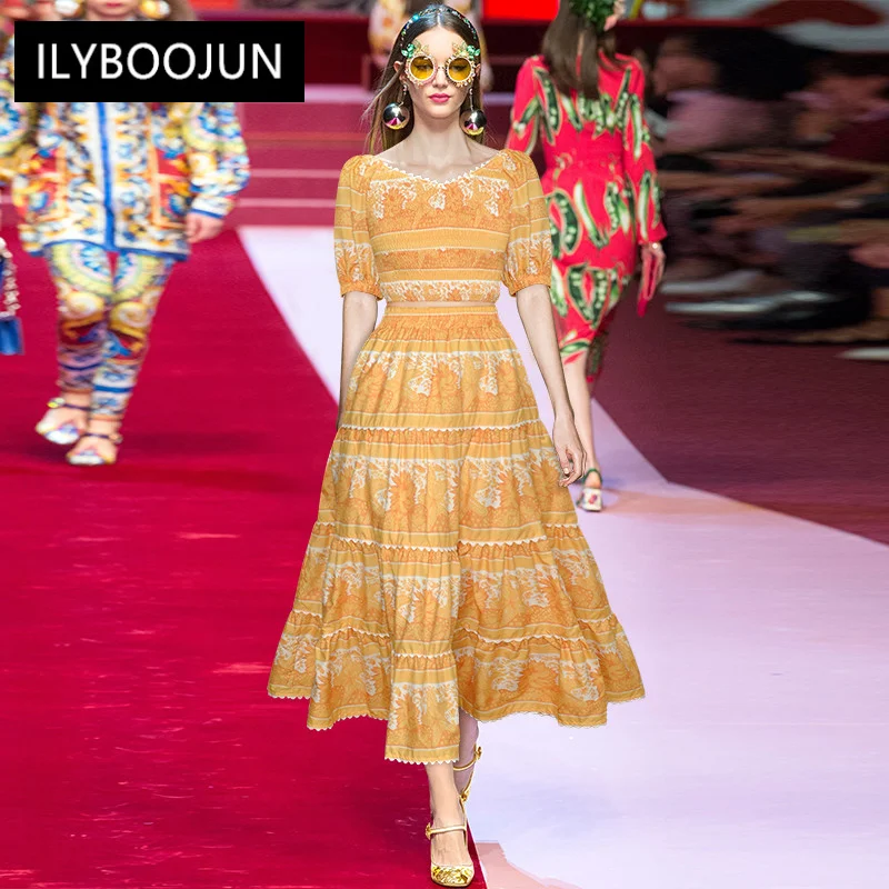 

Fashion Runway Summer Skirts Sets Women's Stretch Short Sleeve Top and Holiday Print Skirts Elegant 2 Pieces Suit