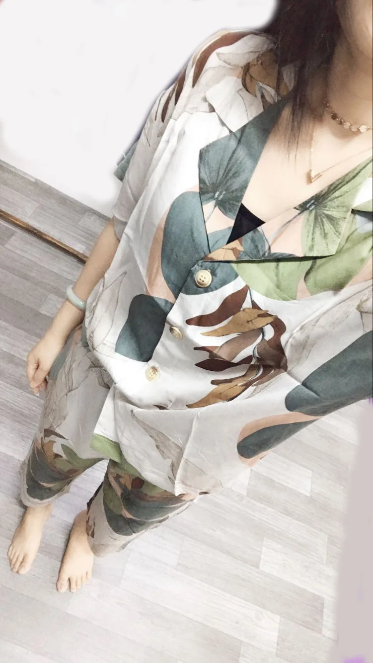 Пижама женская с коротким рукавом укороченные брюки комплект пижам принтом