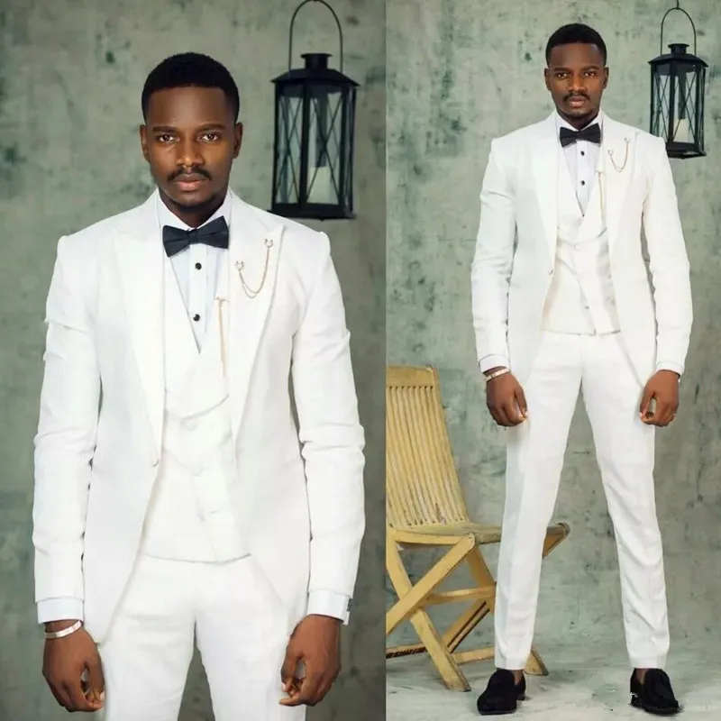 

Men's Suits Custom Slim Fit Lapel Collar 3-Piece Wedding Groomsmen Dresses (Jacket + Vest + Pants)