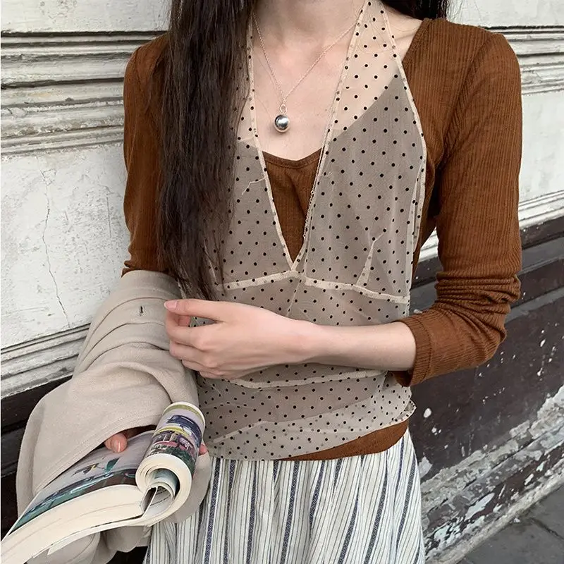 Женский прозрачный сетчатый топ на бретелях Черная майка с волнистым узором