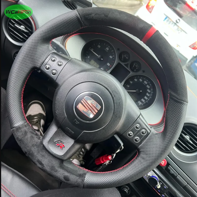 Фото Чехол для руля из микрофибры с ручной вышивкой для Seat Leon (Mk2) 2006-2008, Ibiza (6L) 2007 №1