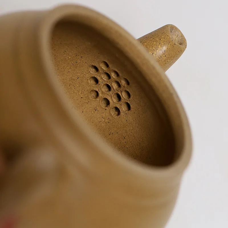 High Quality Yixing Zisha Teapot Ore Old Segment Mud Handmade Three-Legged Shengquan Household