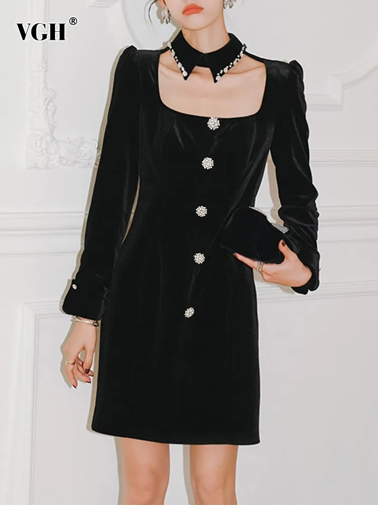 

Женское однотонное платье с отложным воротником и длинным рукавом