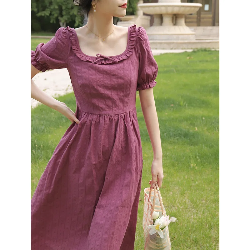 

Женское винтажное платье-макси с рукавами-фонариками и маленькой талией