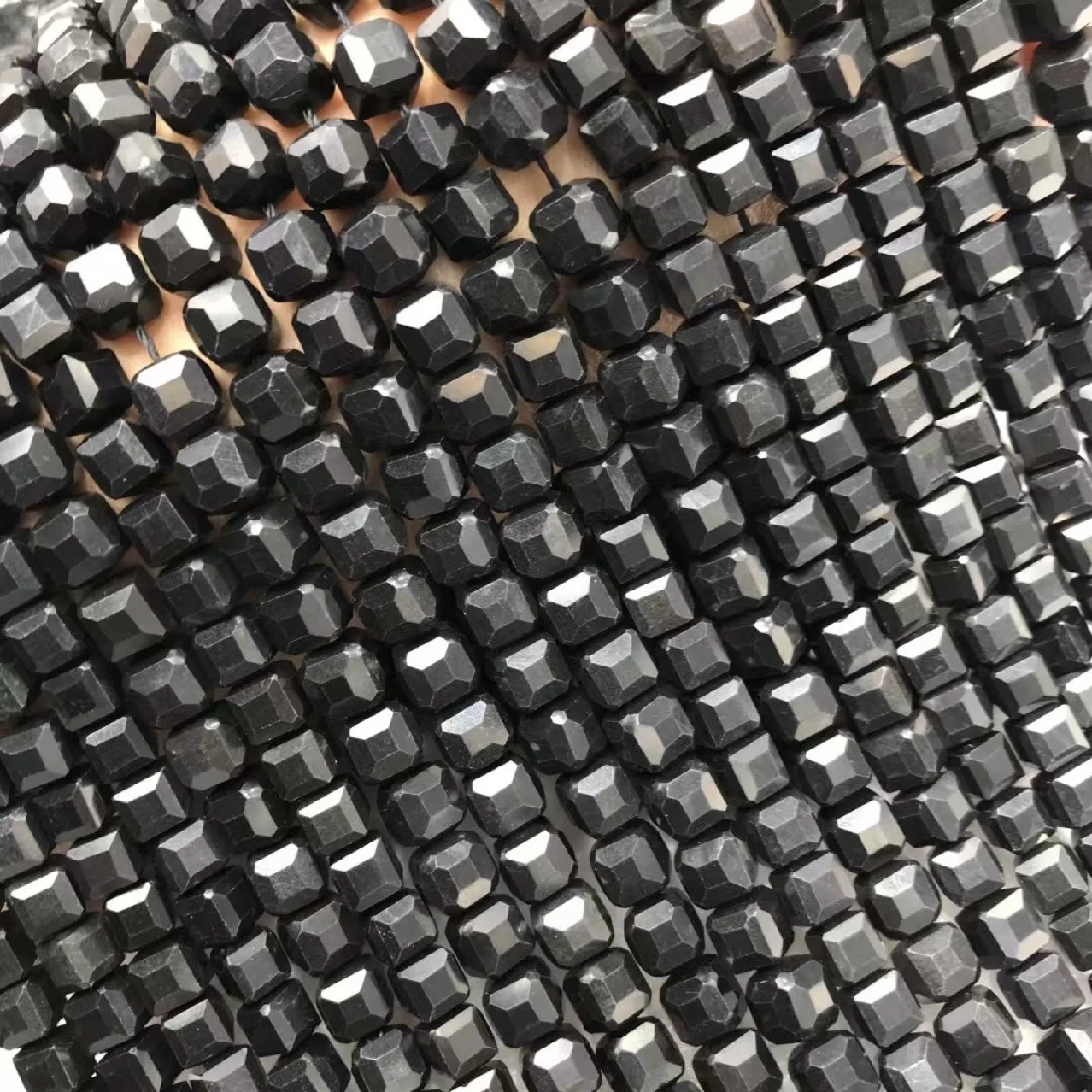 

Natural graphite 6mm cube faceted 38cm beads for necklace bracelet jewelry making wholesale