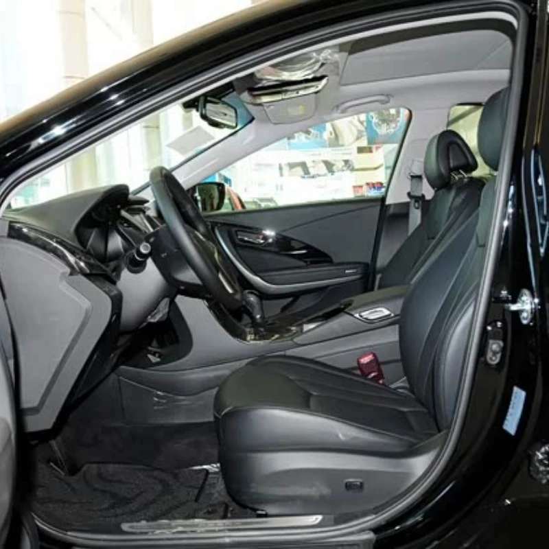Фото Подходит для Hyundai Azera 2011-2013. Чехлы на сиденья из веганской кожи для 5 передних сидений. №2