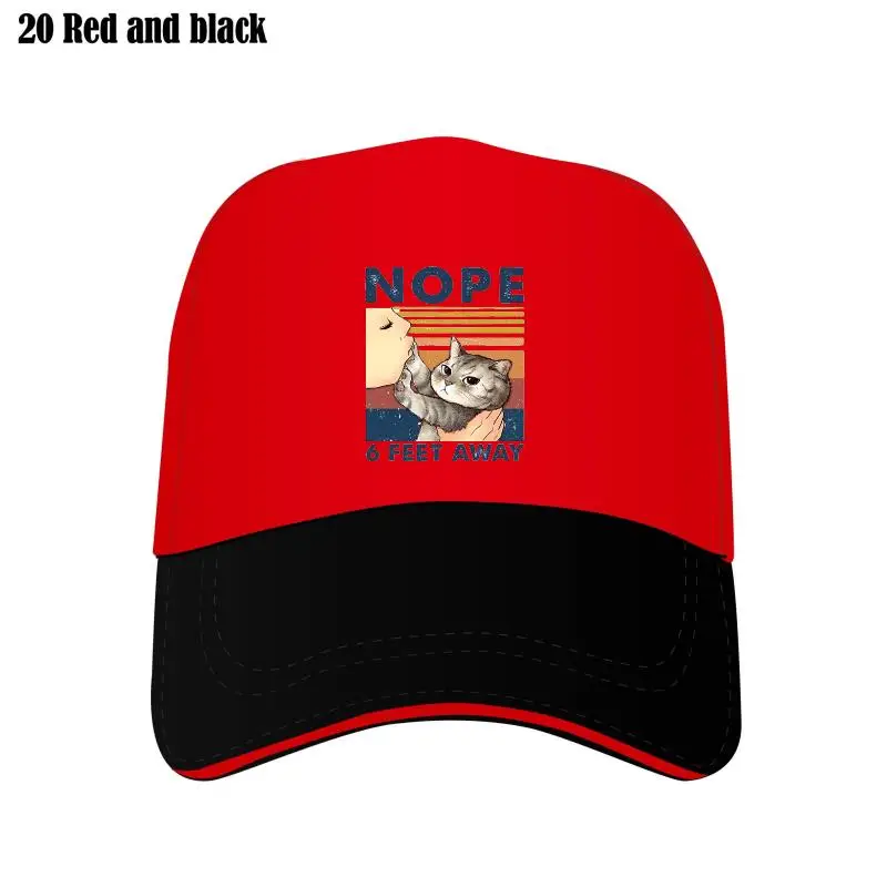 

Женская сетчатая шляпа в полоску с буквенным принтом