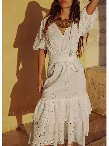 Spring and summer new women's fashion elegant and sweet Ruili short-sleeved V-neck white hollow belt embroidery dress