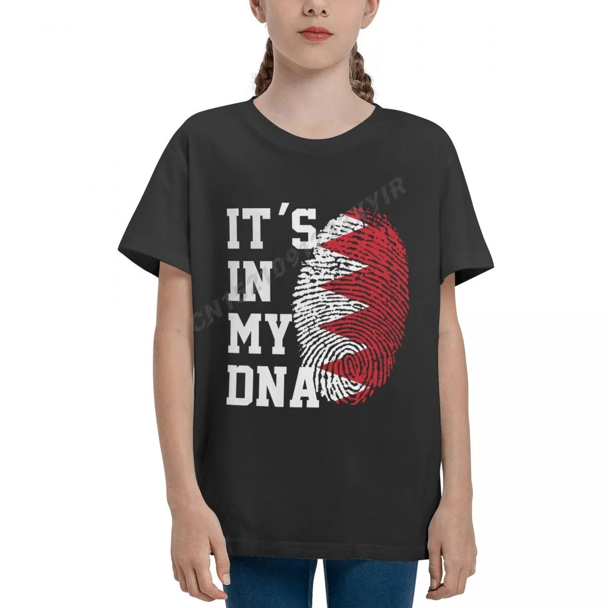 

Футболка детская с флагом Бахрейна из м/ф «это мой ДНК»