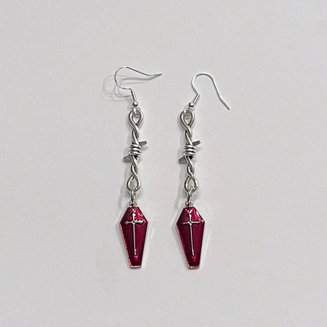 Yk2 Подвесные серьги в виде красного гроба Креста меча шипов загадочная