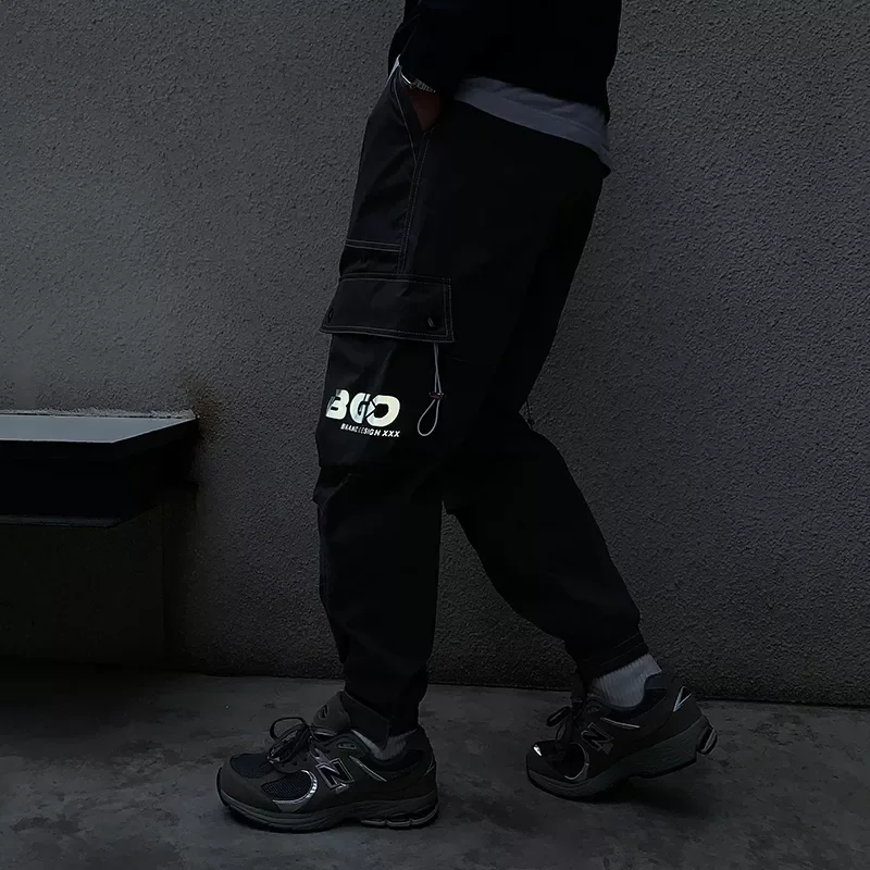 

Harem Trousers Sweatpants Men Harajuku Casual Pants 2021 New Joggers Cargo Pants Men Hip Hop Streetwear Fashion Luminous Pocket