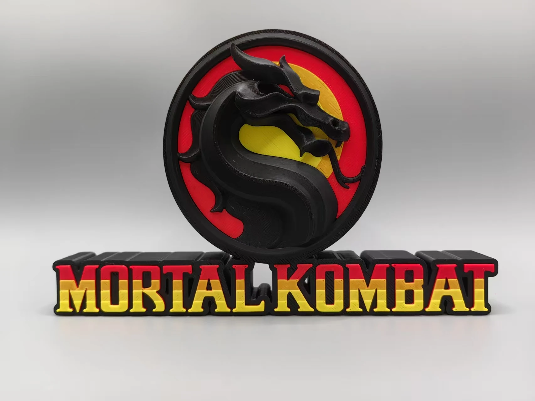 Фото Объемная вывеска/декоративный элемент с логотипом Mortal Kombat 3D №1