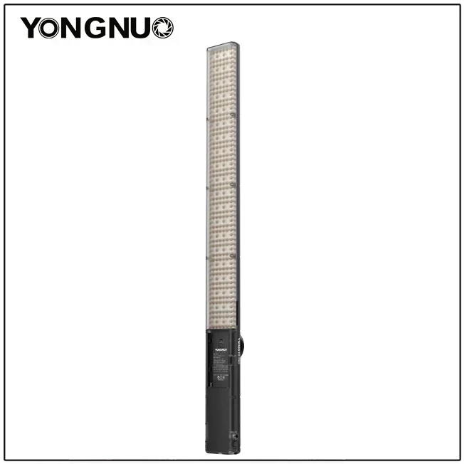 Яркая светодиодная лампа YONGNUO YN360 III PRO 3200K-5500K RGB ручсветильник льник с пультом