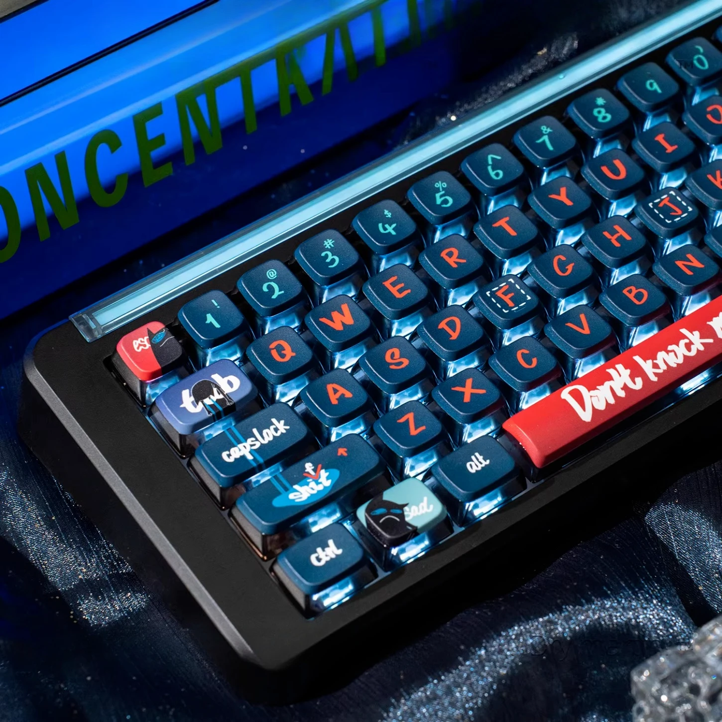 Фото Комплект клавиш Dark Cat PBT MDA, прозрачный колпачок 120, совместимый с механической клавиатурой 61/75/87/104/108 №1