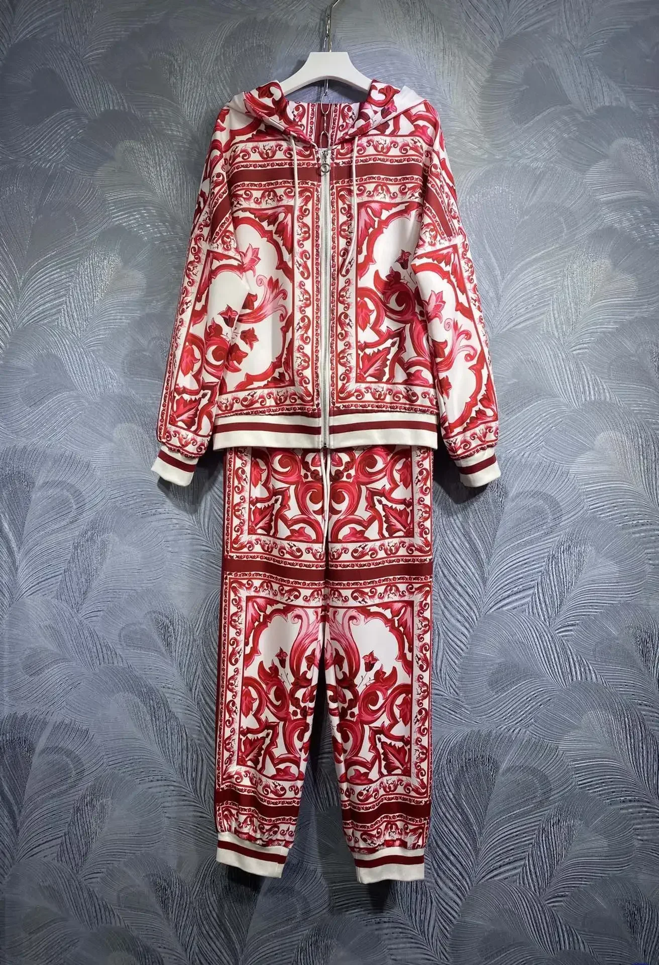 Элегантный женский комплект из 2 предметов шикарный и элегантный двух новинка