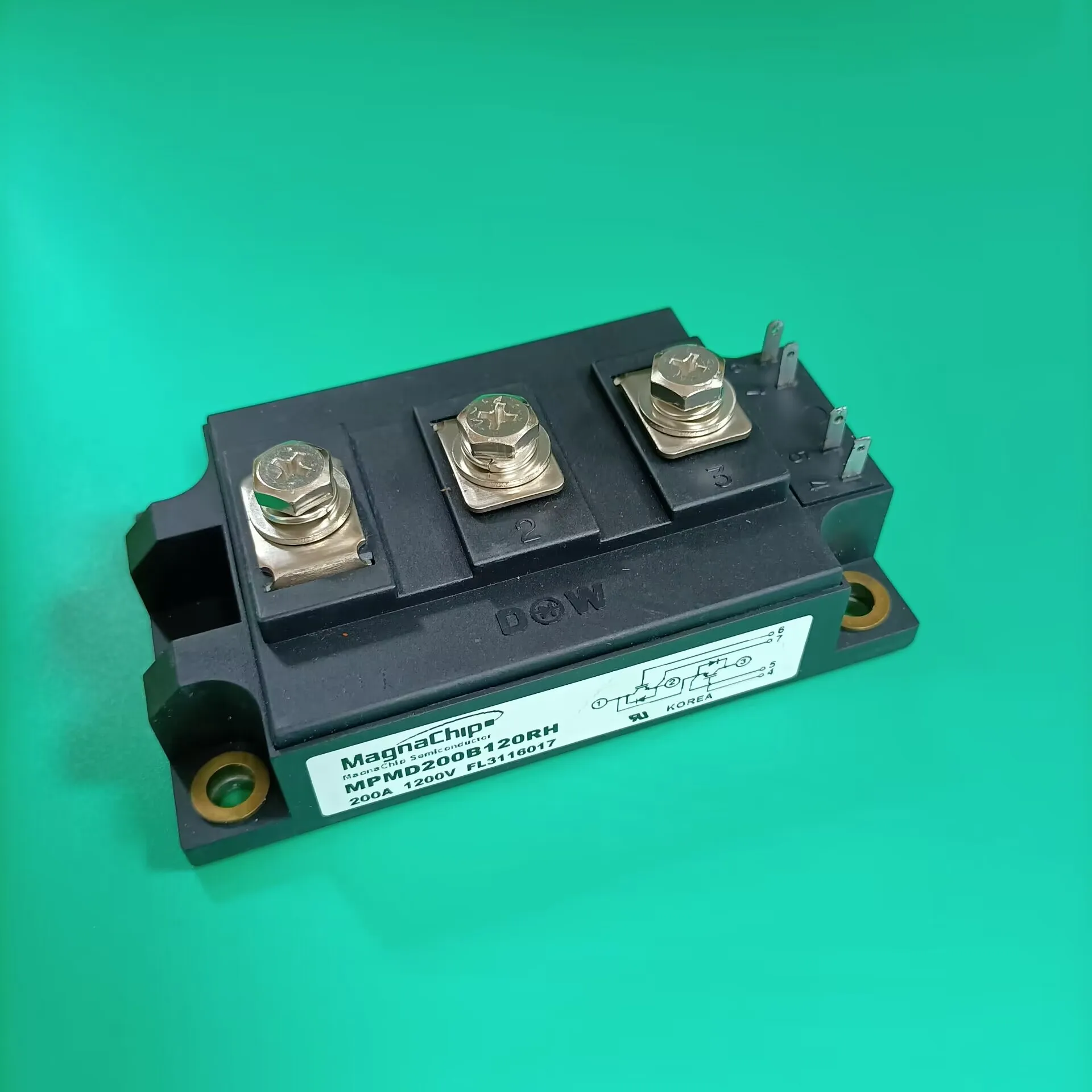 

MPMD200B120RH IGBT 200A MPMD200B120 RH NPT и прочный тип 1200 в IGBT модуль MPMD200B 120RH MPMD200 B120RH MPMD 200B120RH 200B120