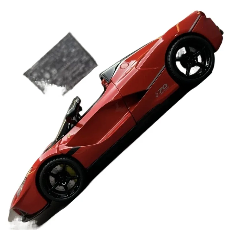 Масштабная модель Ferrari LaFerrari 1:24 из литого сплава с открывающимися дверями и поворотными передними колесами для коллекционеров и хобби-энтузиастов (art.: 3920da422fa2b) - 3920da422fa2b