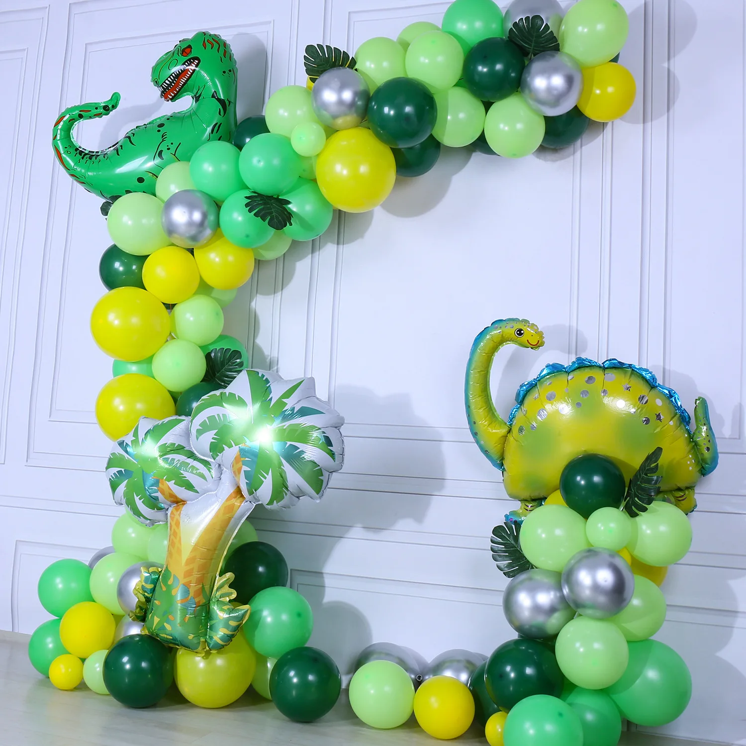 

balloons Forest Balloon Dinosaur theme Aluminum film balloon set Boy's birthday baby shower arrangement