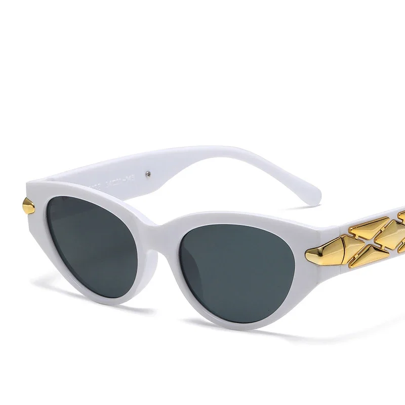 Очки солнцезащитные женские винтажные овальные в оправе кошачий глаз