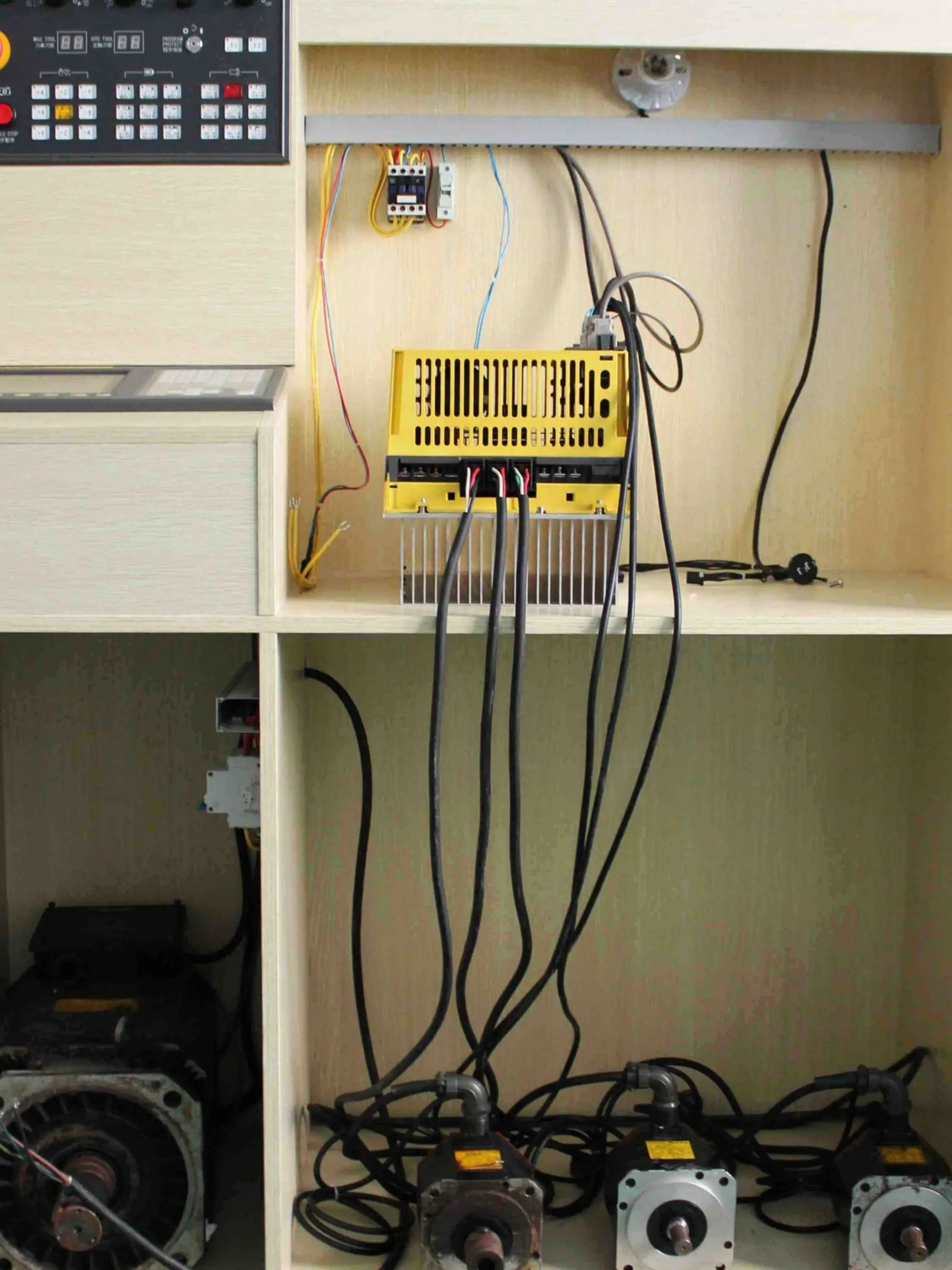 Запасная печатная плата управления с ЧПУ FANUC |