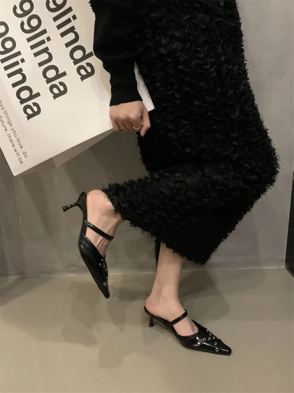 

Shoes Thin Heels Heeled Mules Ladies' Slippers Luxury Slides Med Rivet High Designer Fabric Fashion Scandals Microfiber Rome Rub