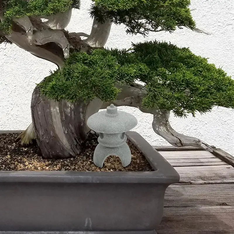 

1pc Garden Decor Unique Simulated Lantern Shape Decor Vivid Garden Ornament Statue Landscape Ornament